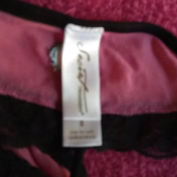 Sexy thongs - Picture 4 of 4